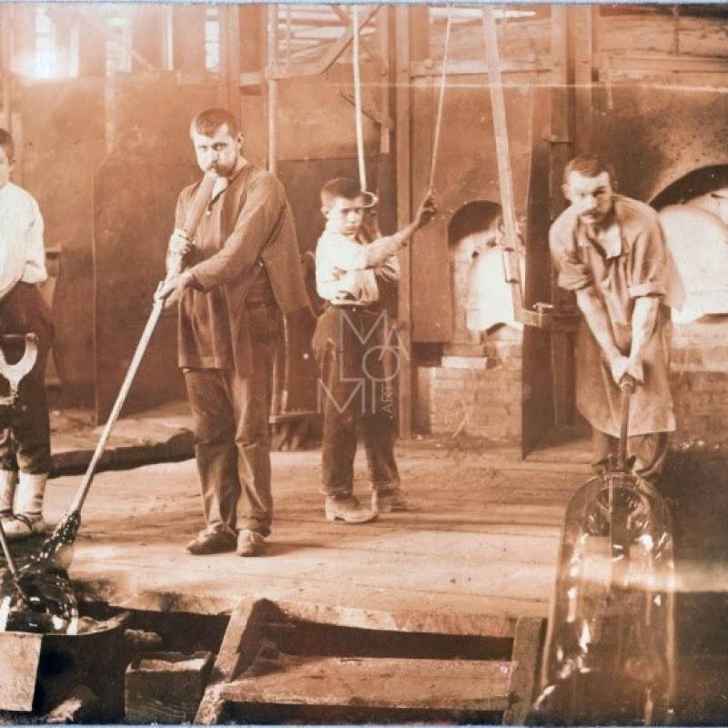 Storia del vetro di Murano: dalle origini medievali al design del novecento