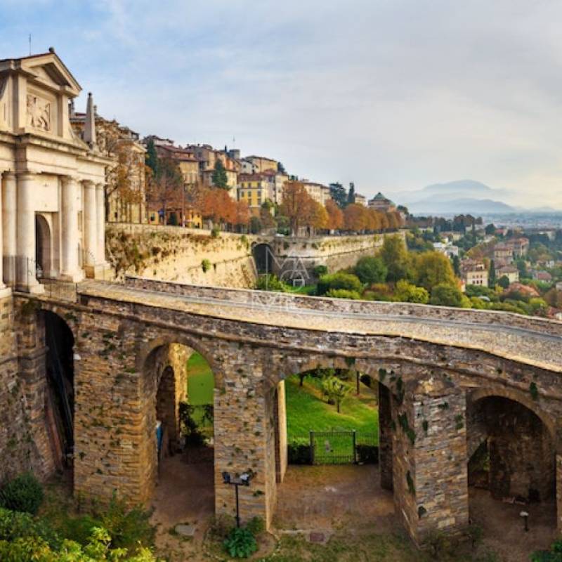 Le mura veneziane di Bergamo alta: fortificazione, urbanistica e identità storica