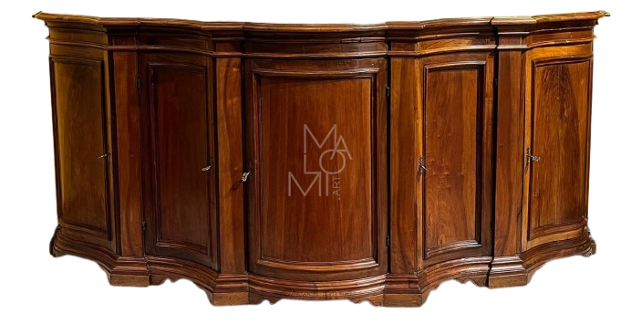 Credenza mossa Venezia XVIII secolo
