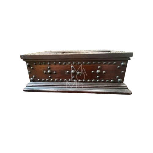 Late sixteenth-century walnut coffret from the Bolognese school